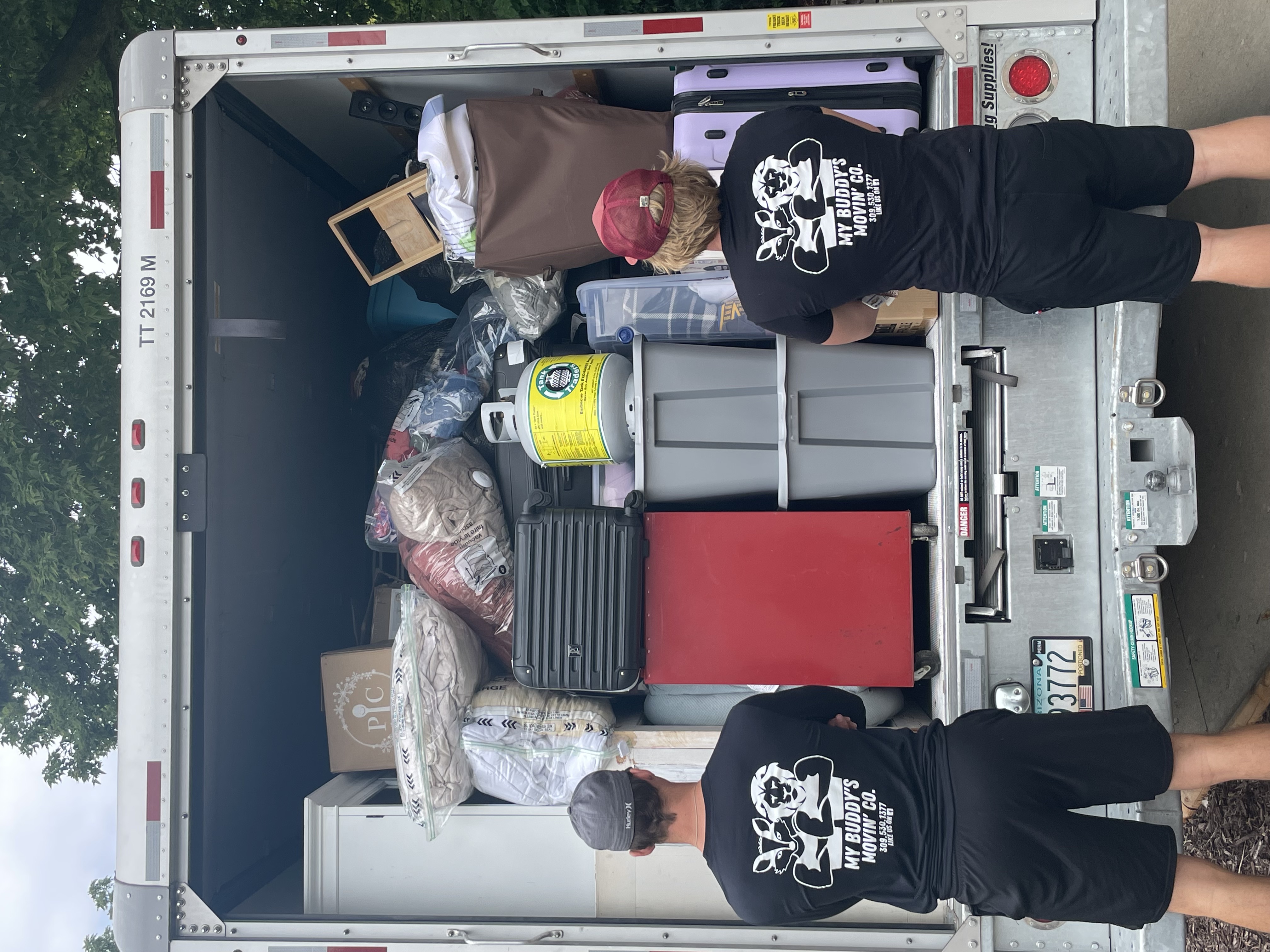 Efficient Movers Near Me - My Buddy's Movin' Co. on the Job